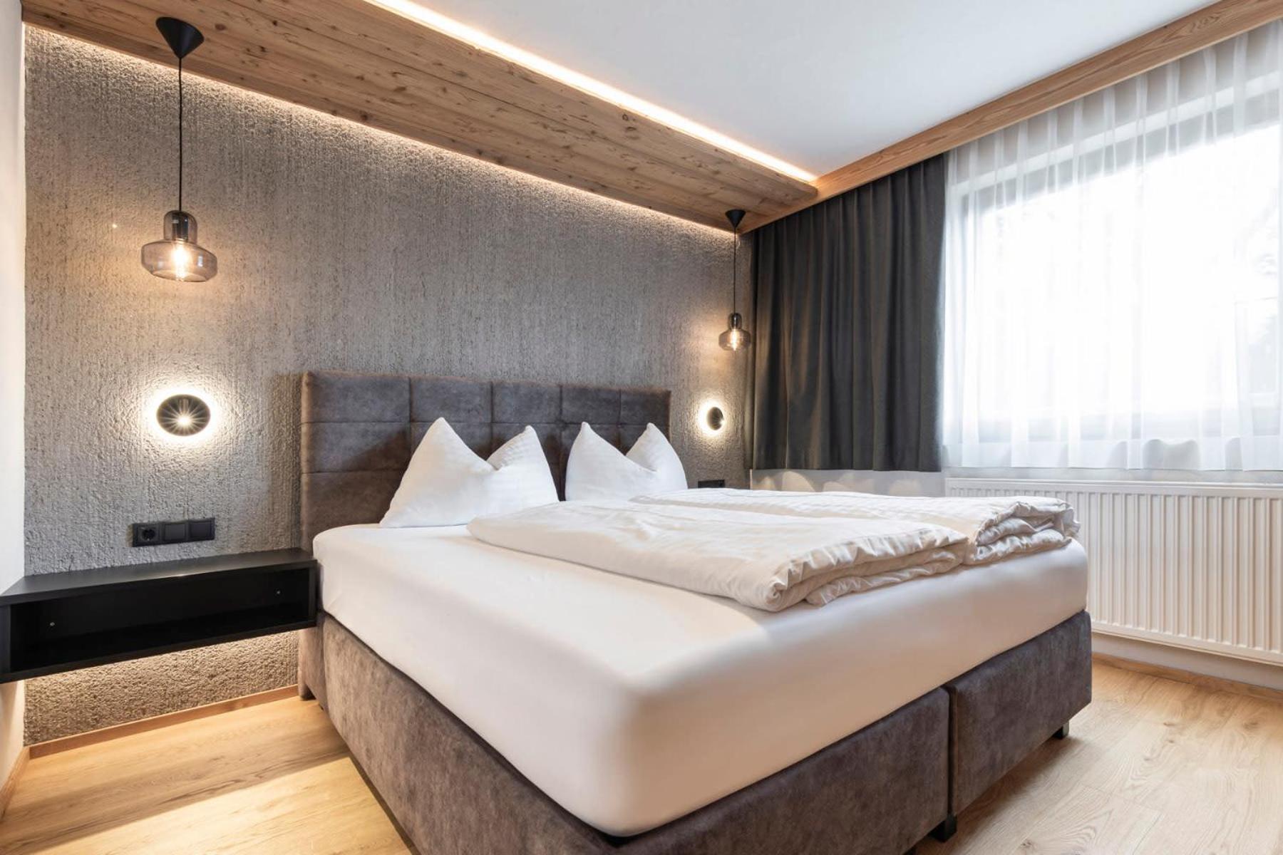 Naturlodge Ladis Ehemals Alpenlodge Alexander Inklusive Sommer Bergbahnticket المظهر الخارجي الصورة