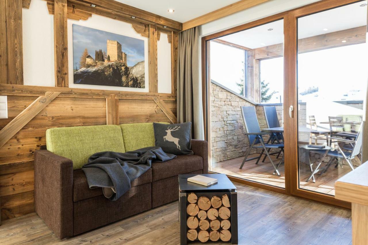 Naturlodge Ladis Ehemals Alpenlodge Alexander Inklusive Sommer Bergbahnticket المظهر الخارجي الصورة